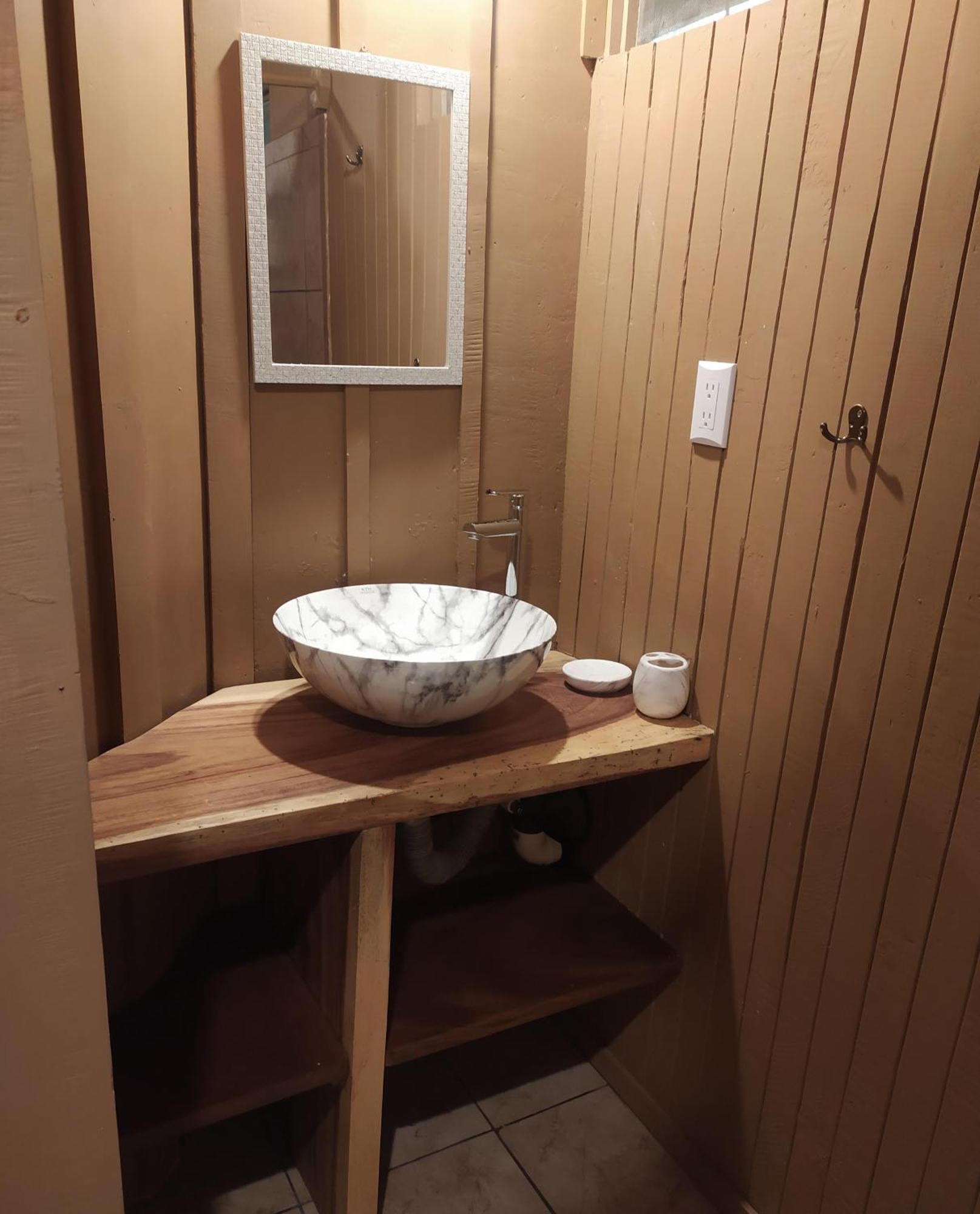 Mineral River Eco Village Upala Rum bild